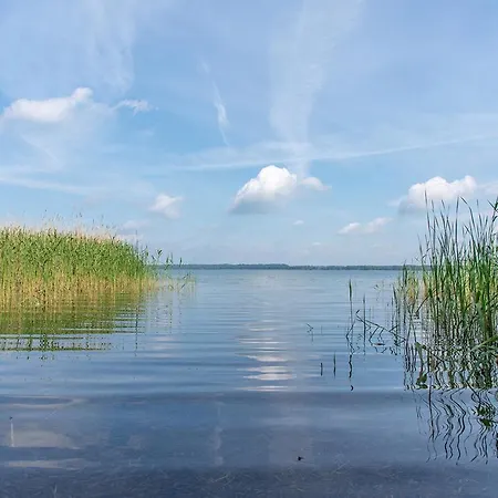 Ferienhaus Bungis Ferien Direkt Am Grimnitzsee, Karree 10