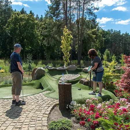 Ferienhaus Bungis Ferien Direkt Am Grimnitzsee, Karree 10 *